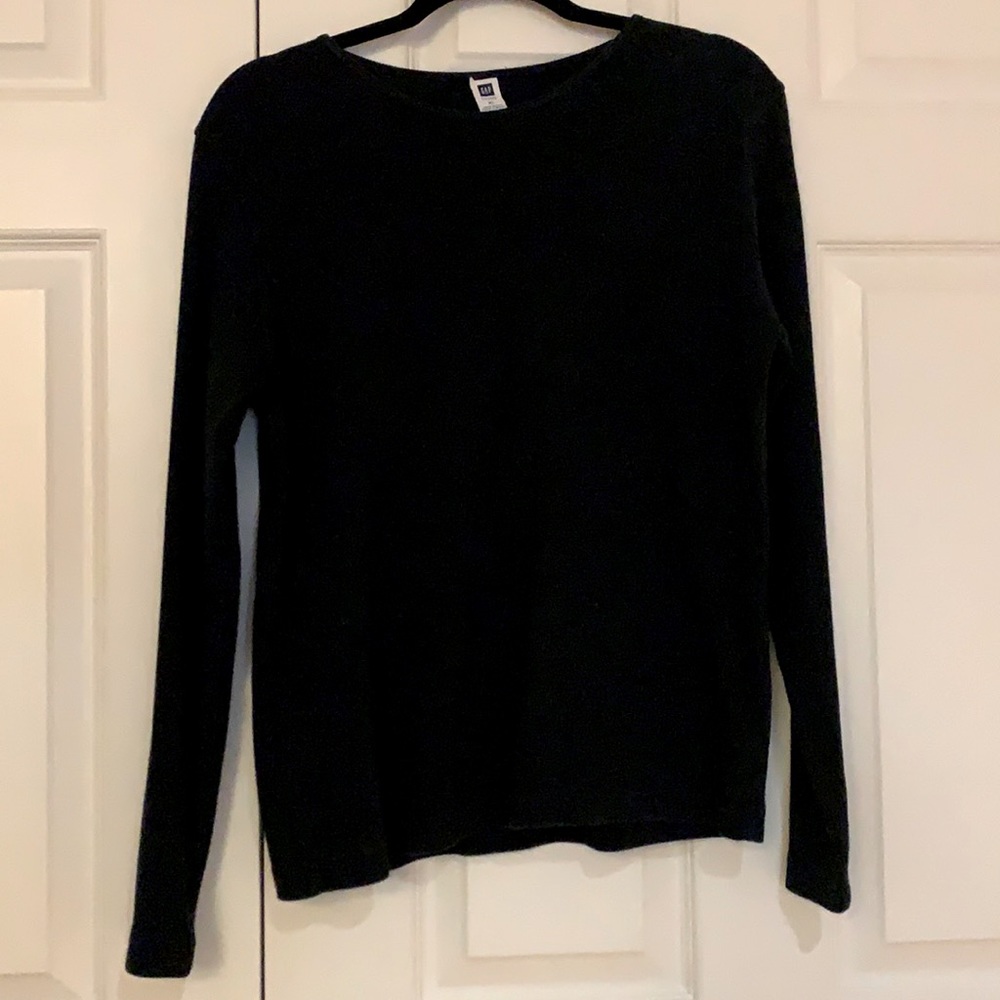 Black XL GAP Long-Sleeved Shirt